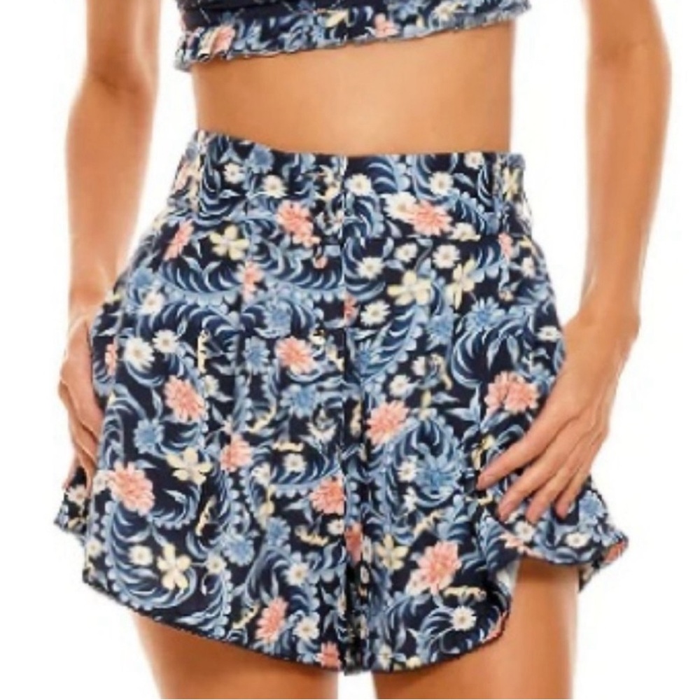 Agua Bendita Shorts